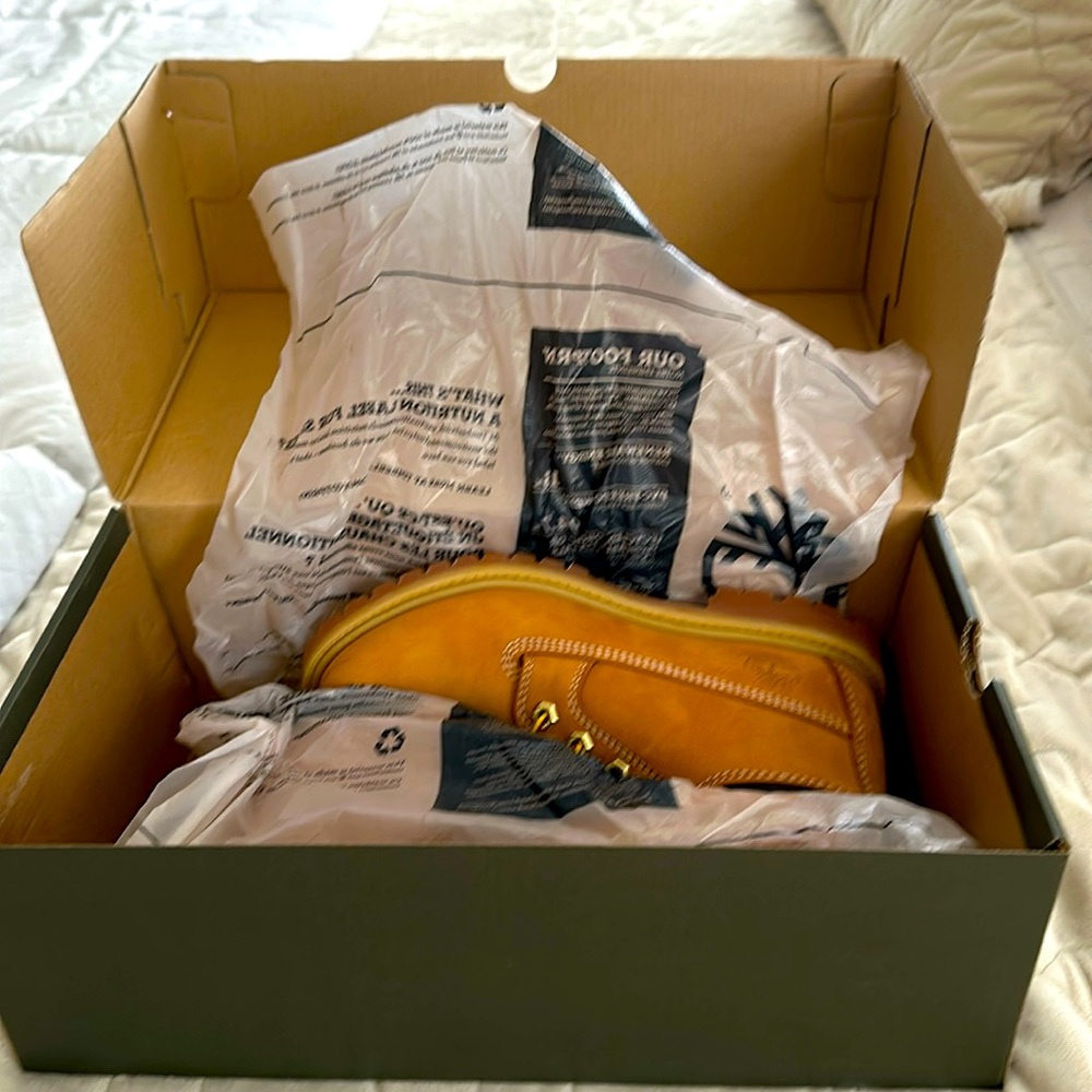 Timberland Wheat Nubuck Boots Brand New In Box